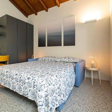 Moderno Appartamento A 200 Metri Dal Duomo 科莫 外观 照片