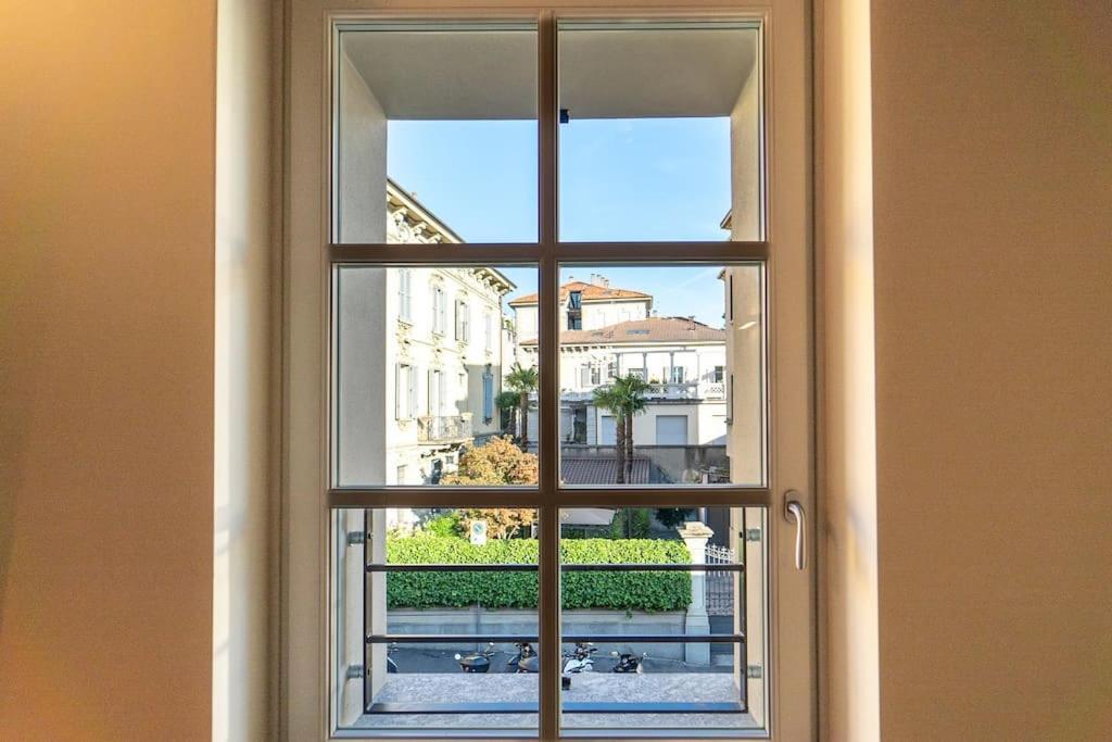 Moderno Appartamento A 200 Metri Dal Duomo 科莫 外观 照片